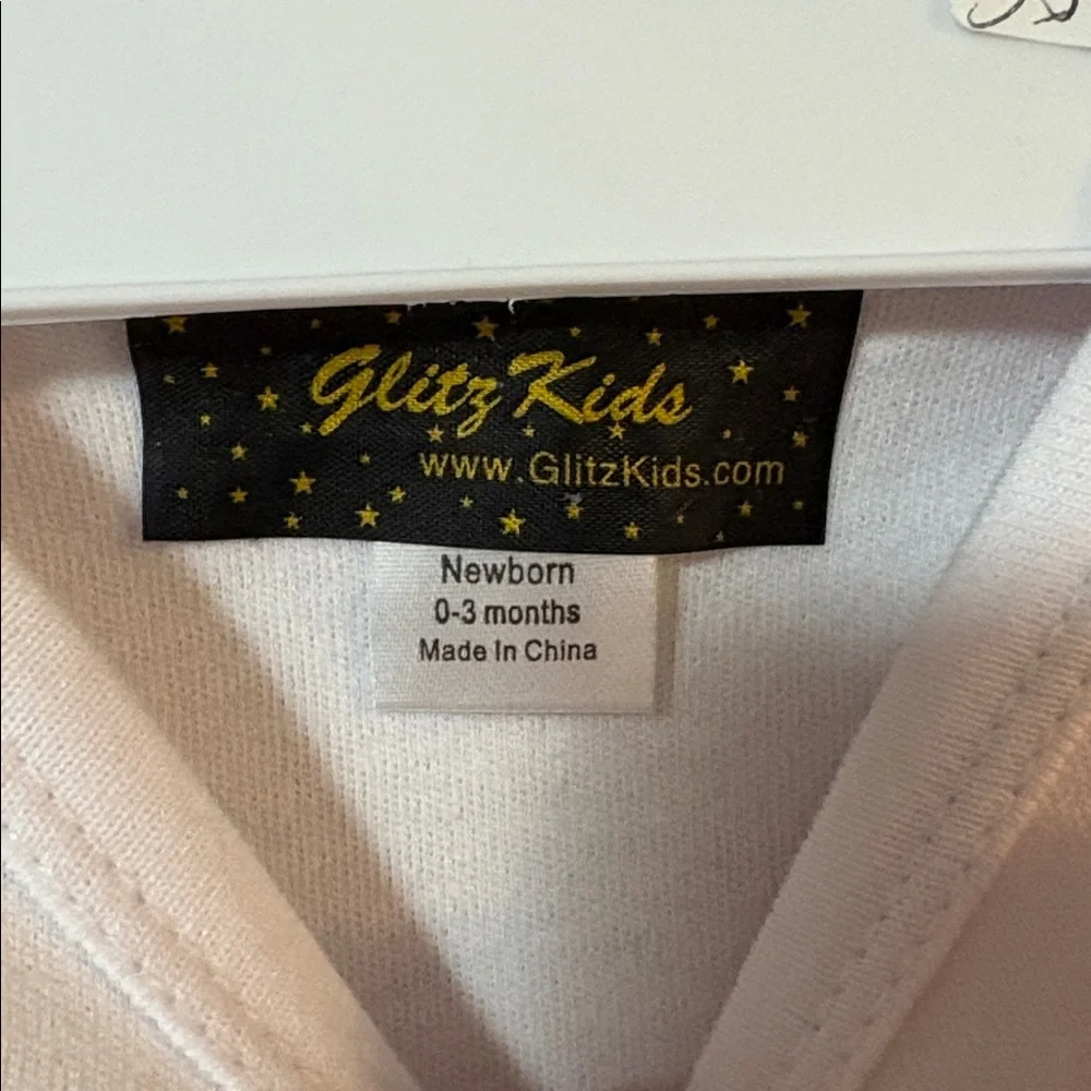 Glitz Kids White Newborn Onesie - Handmade - Detached Tutu - Pink Hat